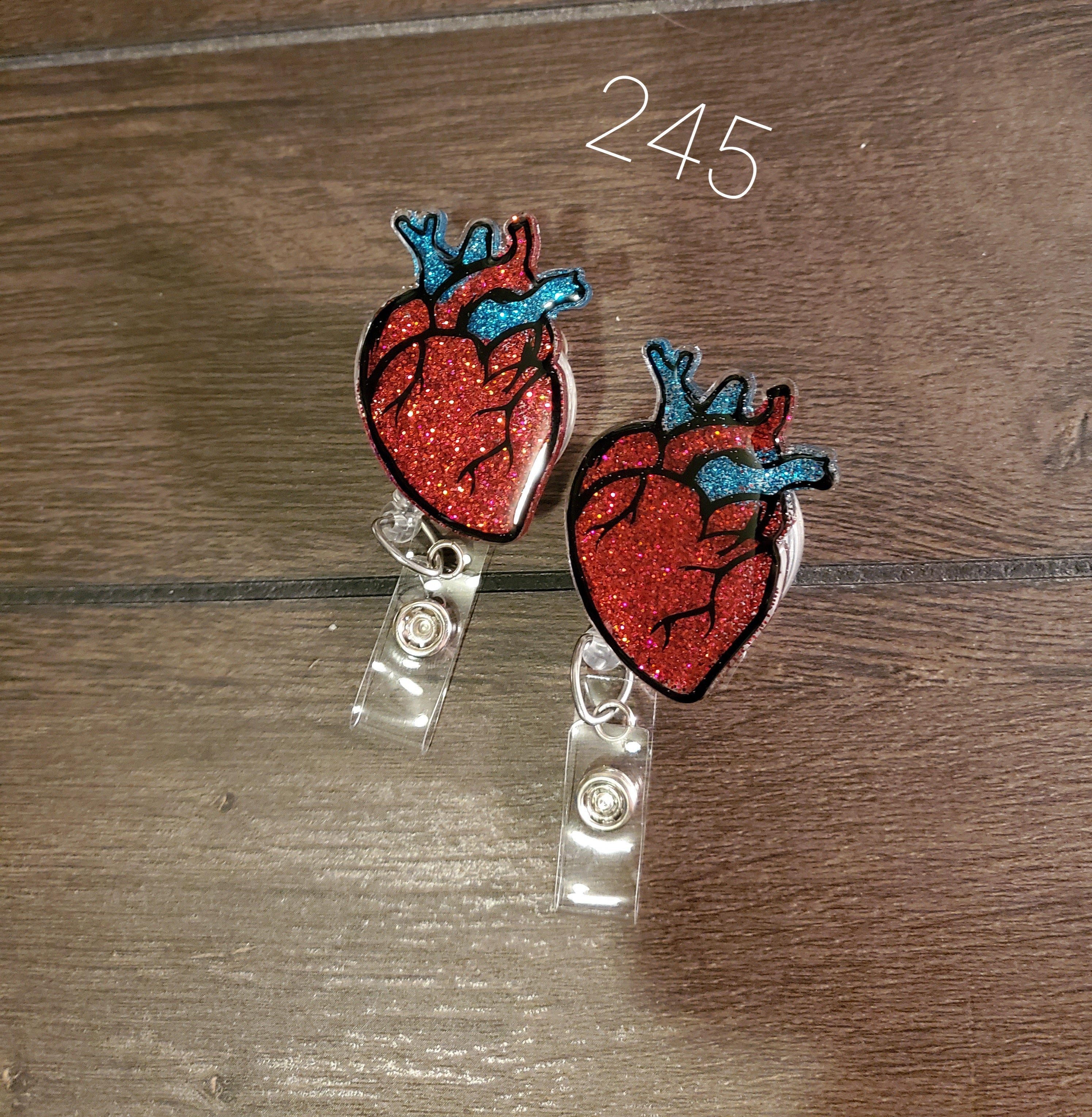 Heart Badge Reel – boutiquekaykay